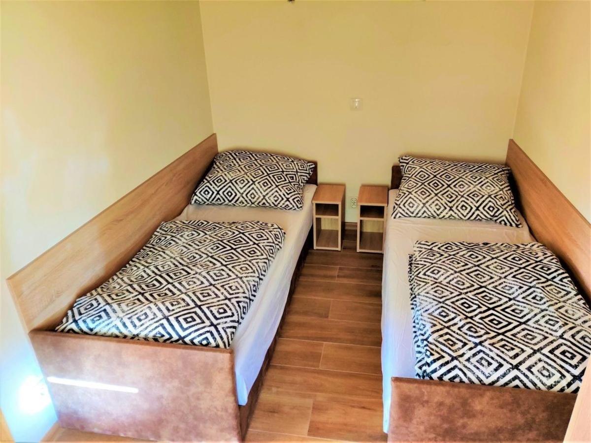 Agroturystyka Faron Rozdziele Esterno foto